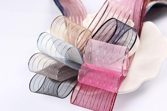 10mm-25mm Gold Line Polyester Organza Ribbon cho gói quà tặng và hộp đóng gói hoặc băng