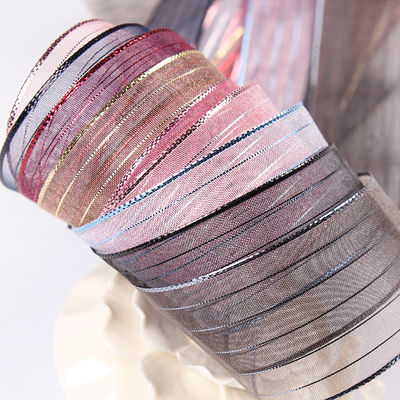 10mm-25mm Gold Line Polyester Organza Ribbon cho gói quà tặng và hộp đóng gói hoặc băng