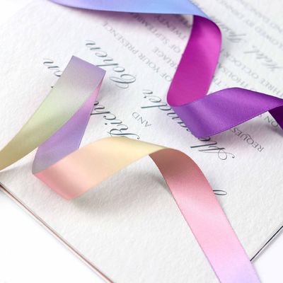 Thay đổi màu sắc dần dần Polyester Ribbon 25mm Hot Transfer Printing