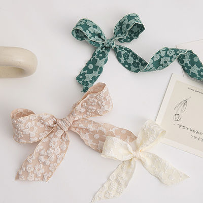 Đèn đan hoa nổi bật 25mm Polyester Champagne