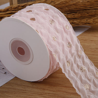 Ruy băng Organza 50mm có hoa văn chấm vàng Lá vàng in Polyester Organza Ribbon OEM Thân thiện với môi trường