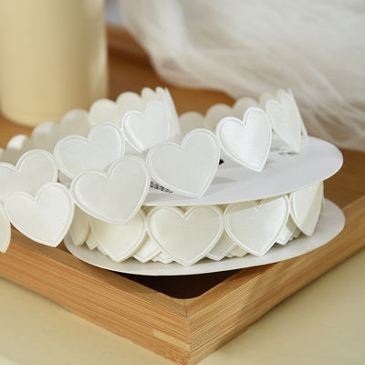 1.5cm*9m 2.5cm*9m Heart Shape Valentine's Day Polyester Gift Ribbon Để đóng gói quà tặng sang trọng
