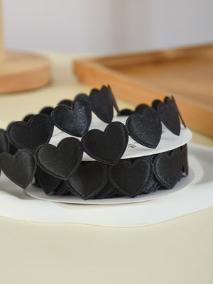 1.5cm*9m 2.5cm*9m Heart Shape Valentine's Day Polyester Gift Ribbon Để đóng gói quà tặng sang trọng