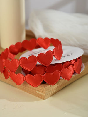 1.5cm*9m 2.5cm*9m Heart Shape Valentine's Day Polyester Gift Ribbon Để đóng gói quà tặng sang trọng